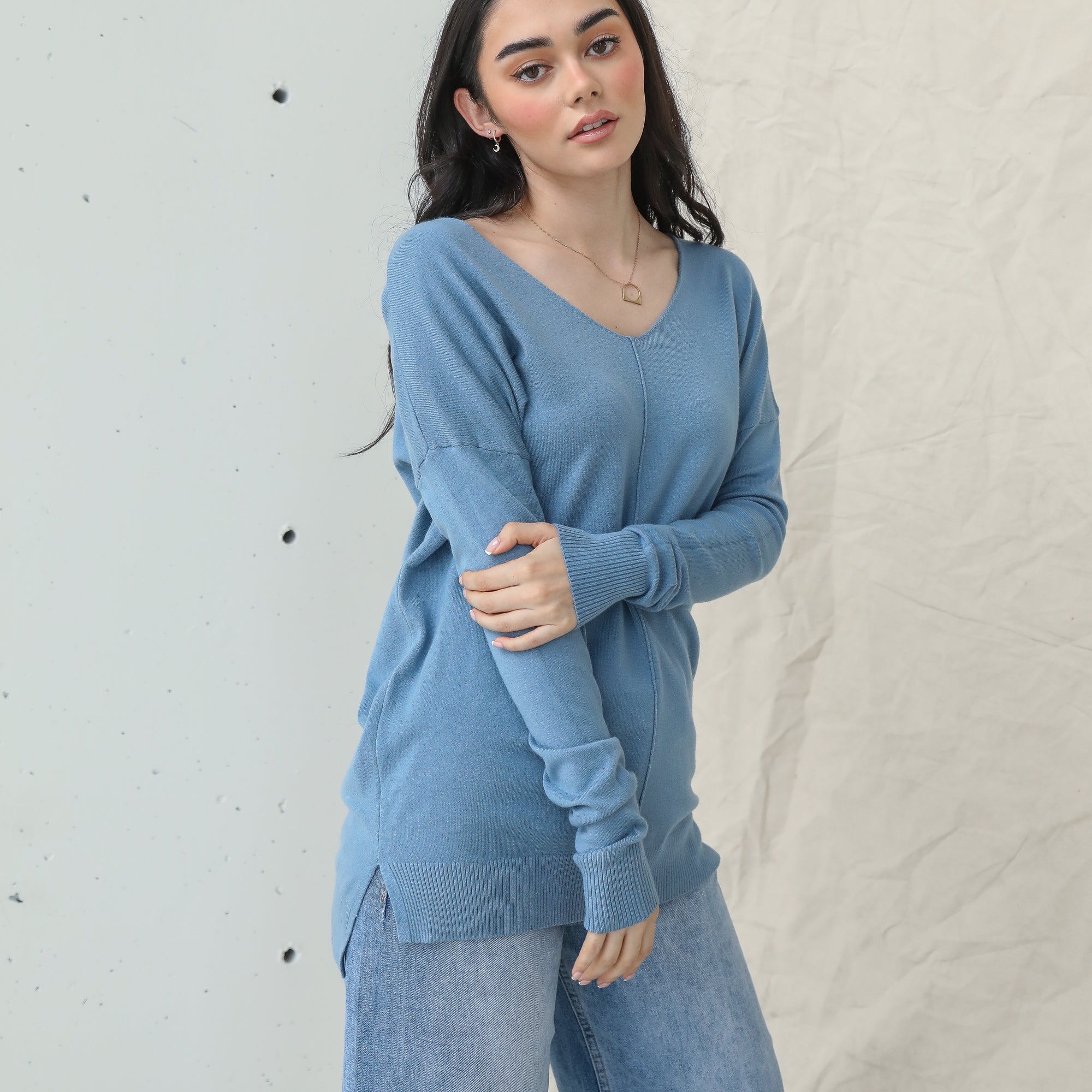 Buttery-Soft Tunic With Front Seam Design in Blue