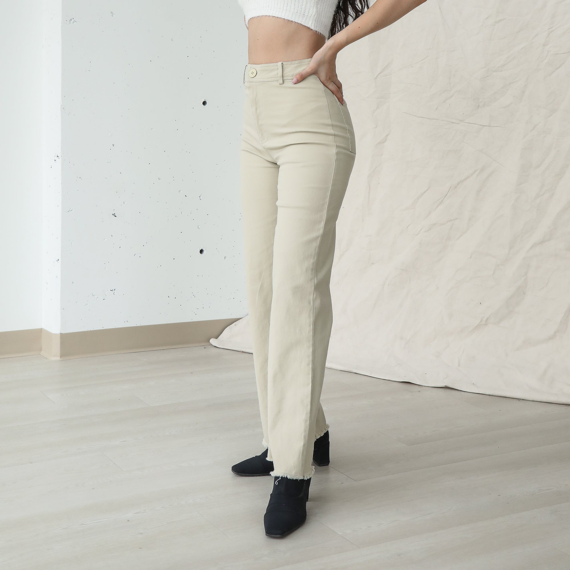 Raw Hem Stretchy Cotton Pants