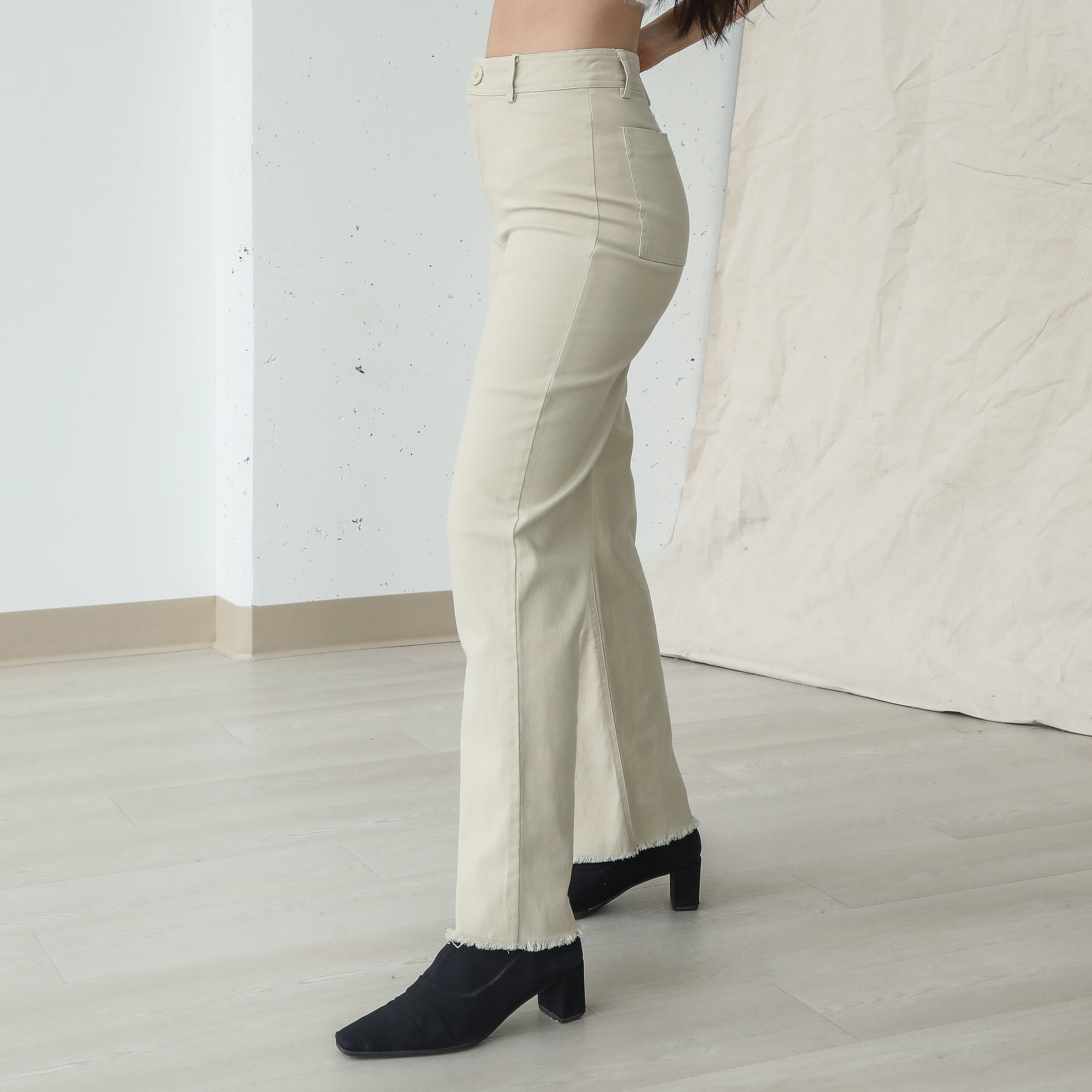 Raw Hem Stretchy Cotton Pants