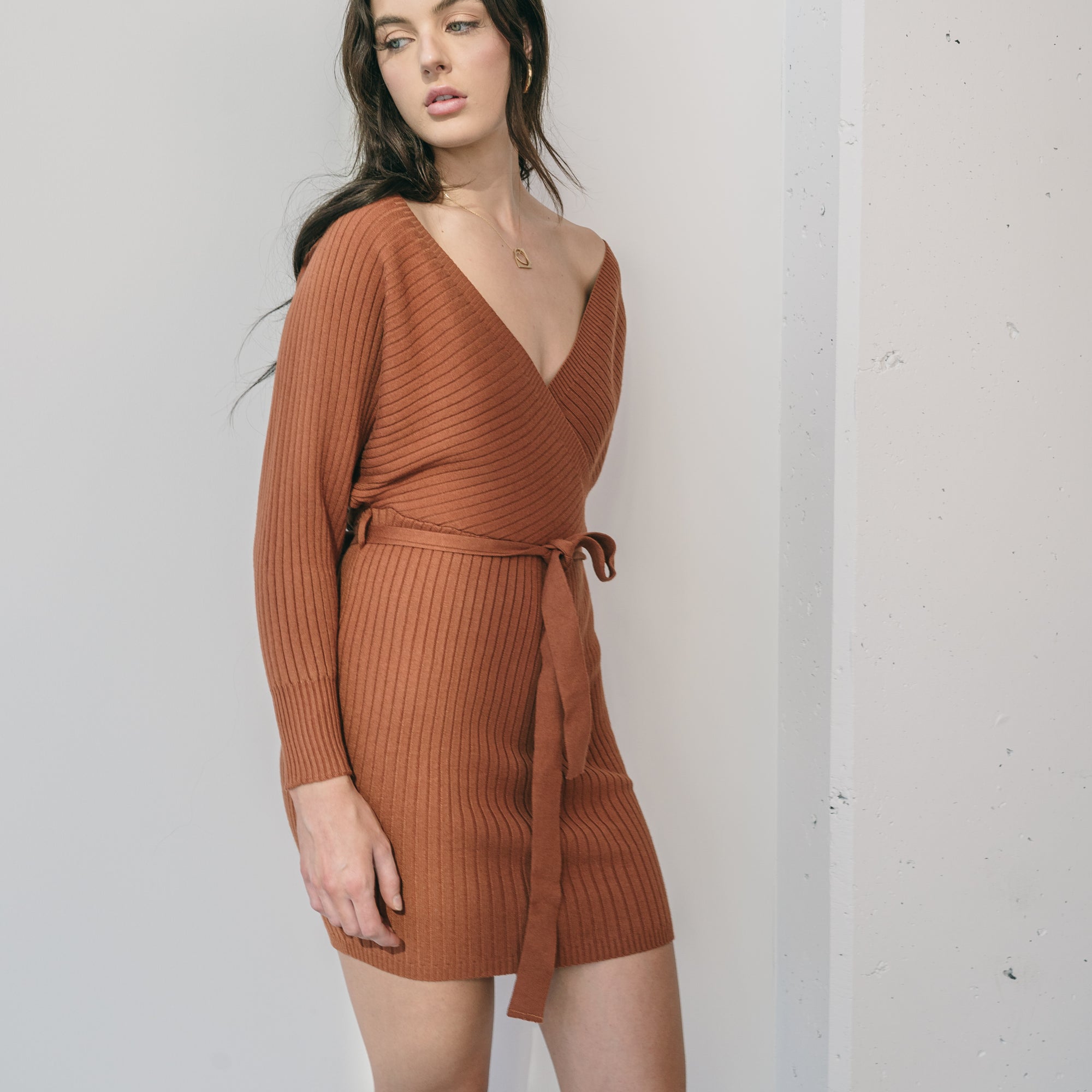 Crossover Short Sweater Dress Ribbed With Belt in Rust