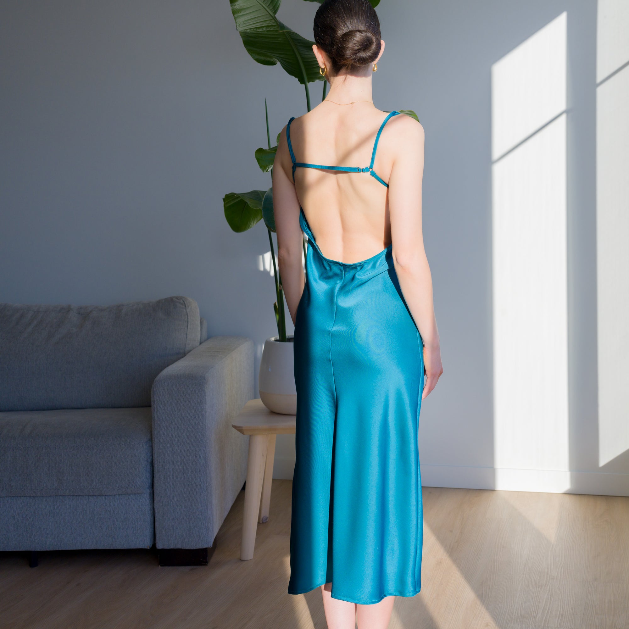 Structured Satin Dress With Back Design