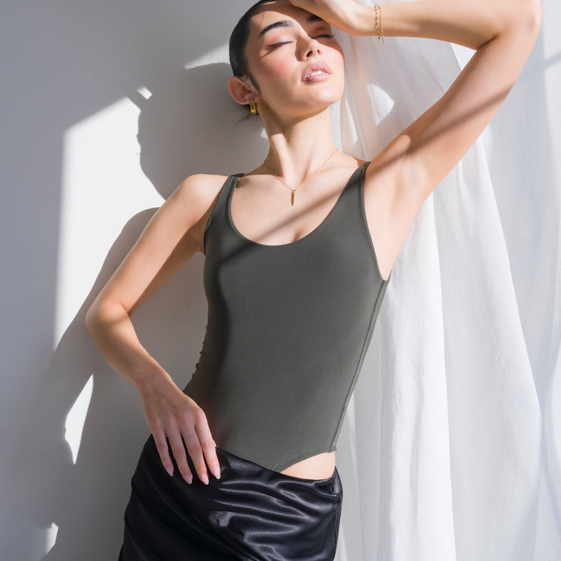 Luxury-Sheen Bodysuit in Stretchy Performance Fabric